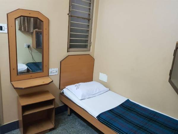 Hotel Shiva Ganga By WB Inn