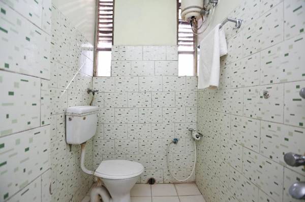 OYO 24916 Hotel Aquatic Palace
