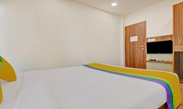 Treebo Trip Shivshakti Station Road