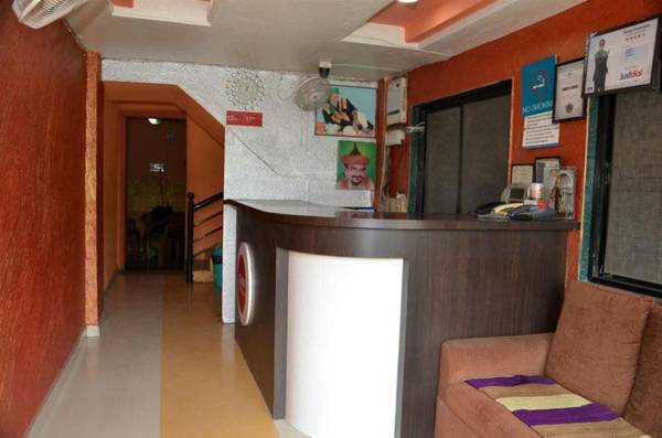 OYO 967 Hotel Lalaji's Executive