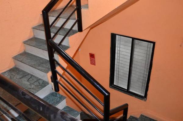 OYO 967 Hotel Lalaji's Executive