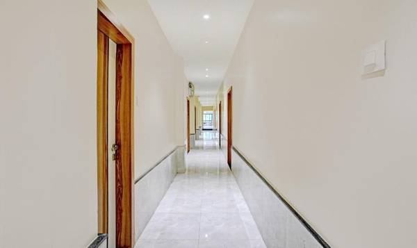 Treebo Trend Radhika Ex