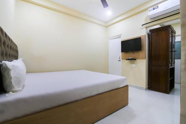 OYO Flagship 60029 Maina Mansion