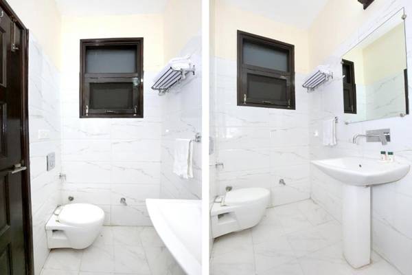 Capital O 9235 Hotel Nayyar