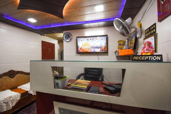 SPOT ON 63445 Deep Guest House