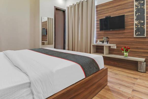 OYO Townhouse 940 J K Classic