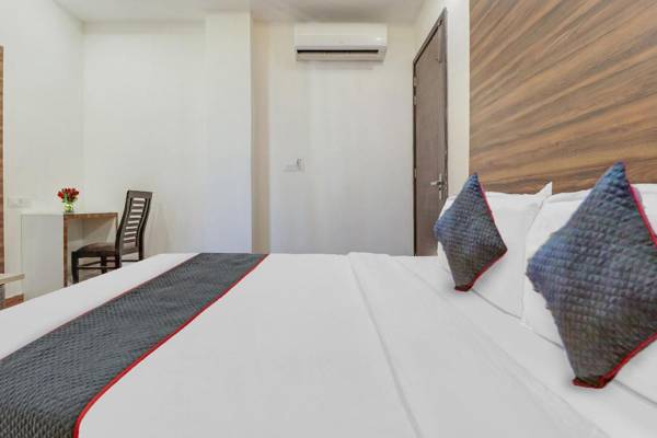 OYO Townhouse 940 J K Classic