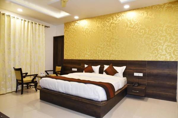 HOTEL HOLLYWOOD HEIGHTs