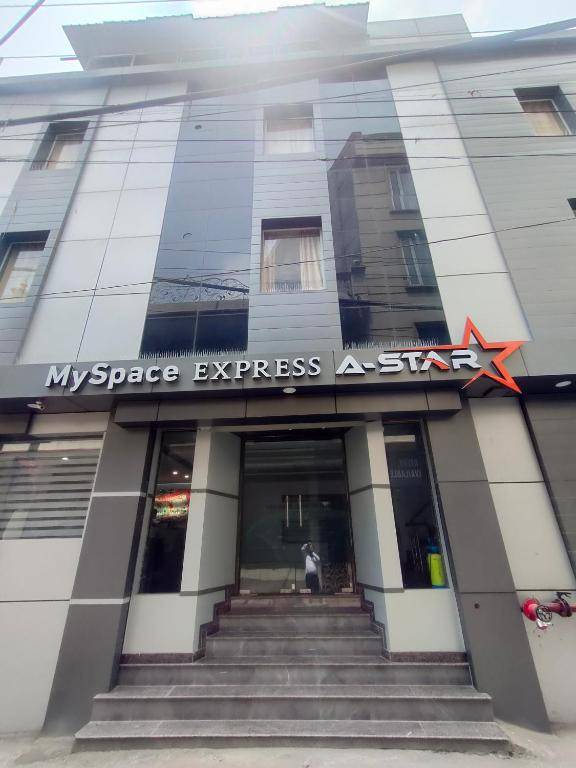 MySpace Express A Star