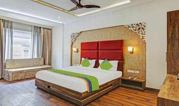 Treebo Trend Royal Shelton