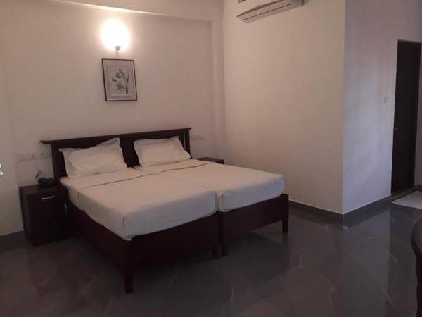 Style Homes Holiday INN