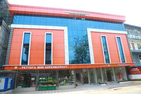 Hotel Annlin Surprise Kochi Airport