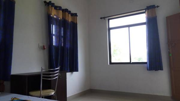 Sea Breeze Beach Home Stay