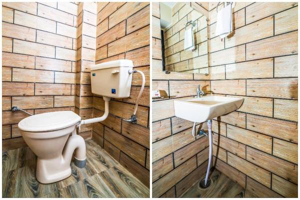 OYO 11840 Hotel Venus