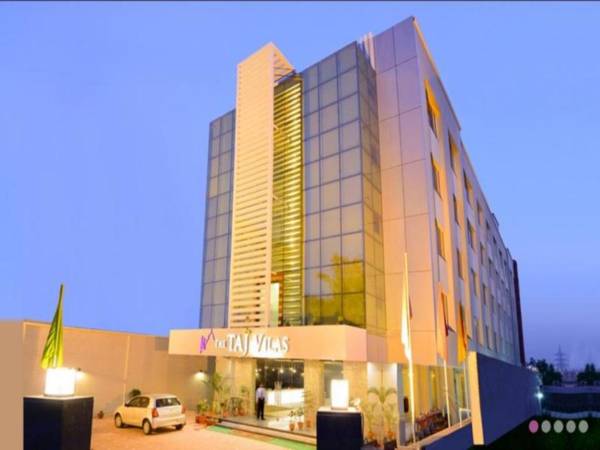 Hotel The Taj Vilas