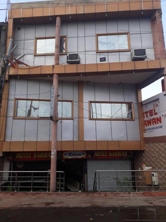 HOTEL SARWAN
