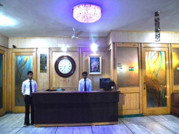 Hotel S.R Palace