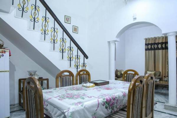 Aradhana's Home Stay