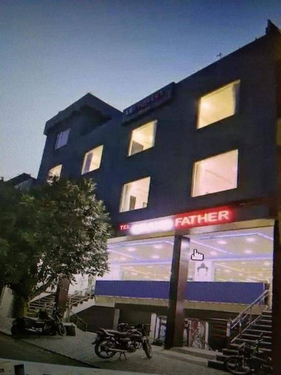 Hotel New Grand Father