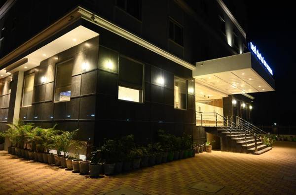 Neel Clarks Inn Express Agra