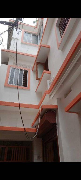 OYO HOME 89114 Deb Appartment