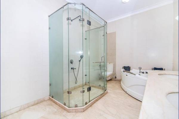 FabExpress Ashray Noida - Fully Vaccinated Staff