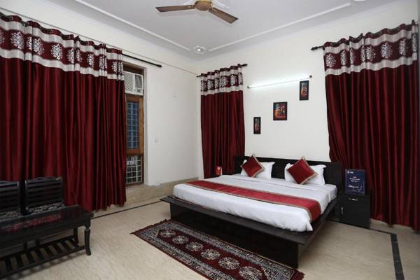 OYO 14625 Baani Abode