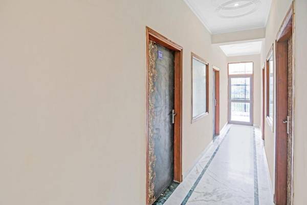 Collection O O 82851 Shubham Residency-moca