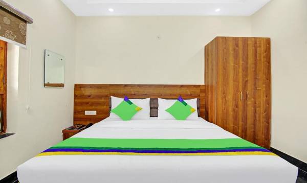 Treebo Trend The Eden Roc