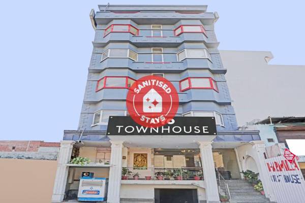OYO Townhouse 951 Dharam Villa