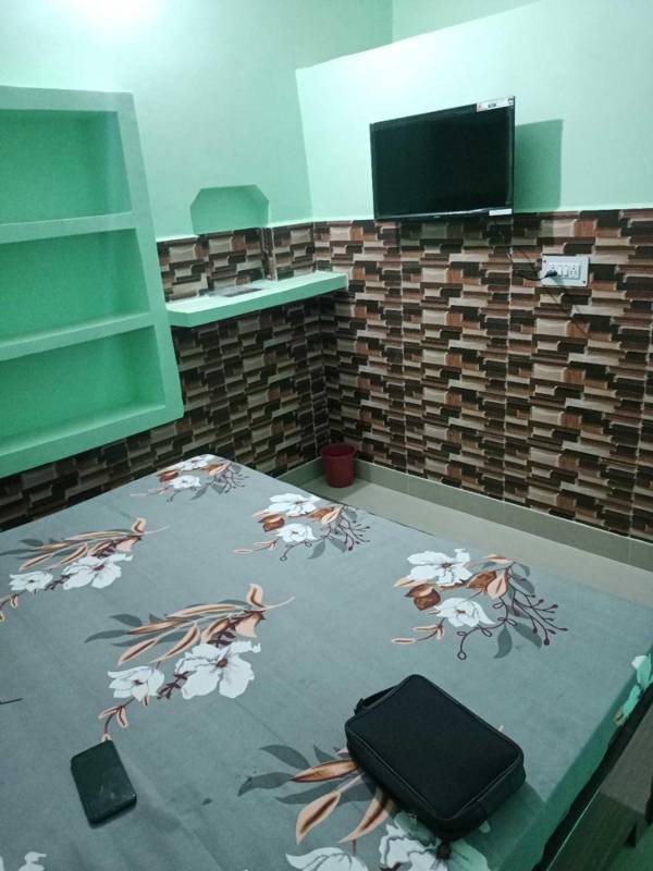 POP 91678 Dixit Gest House