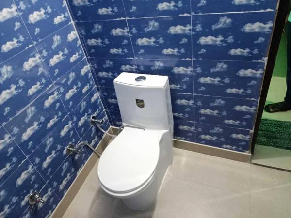 POP 91678 Dixit Gest House