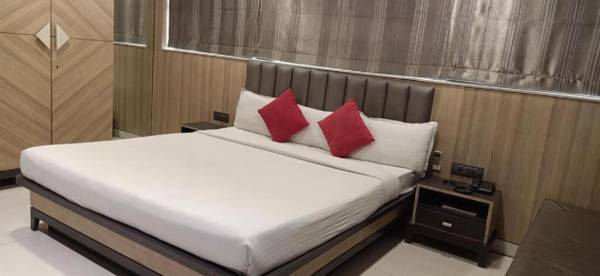 HOTEL PRATIKSHA RESIDENCY