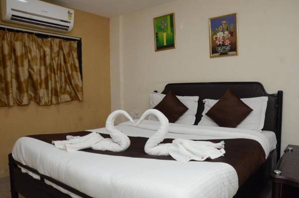 FabExpress Sarang Heritage