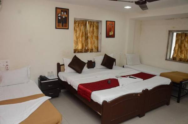 FabExpress Sarang Heritage