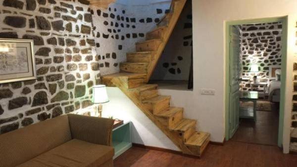 The Bungalows Lake Side Naukuchiatal by Leisure Hotels