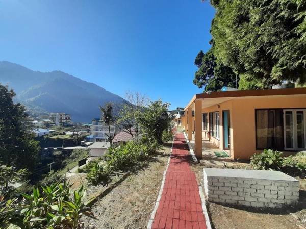 Janardan Resort Pangot