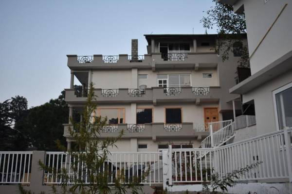 Clarks Exotica Resort Ramgarh - Mukteshwar
