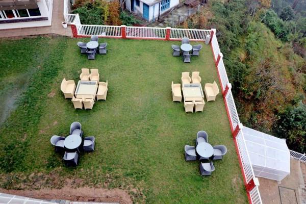 Clarks Exotica Resort Ramgarh - Mukteshwar