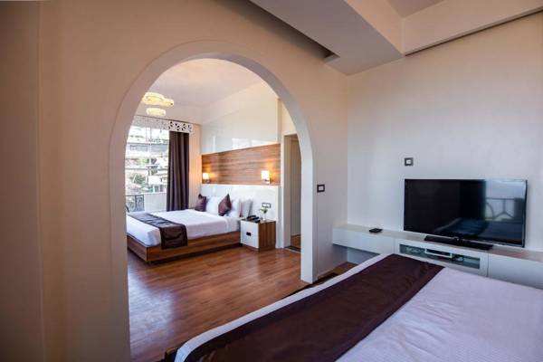 Clarks Exotica Resort Ramgarh - Mukteshwar