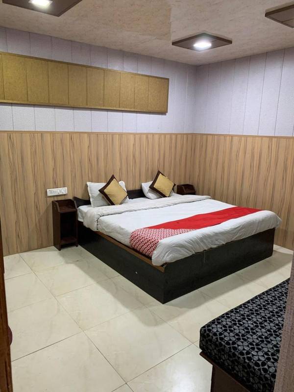 Hotel Neelam Raj nainital