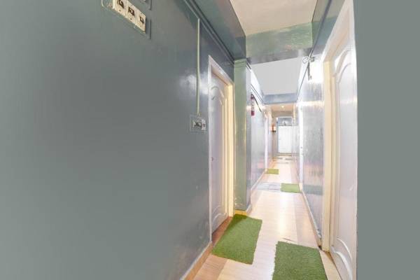 OYO Home 81067 Wodden Stays