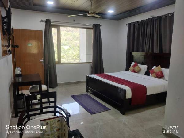 Hotel Olive Lake View Bhimtal