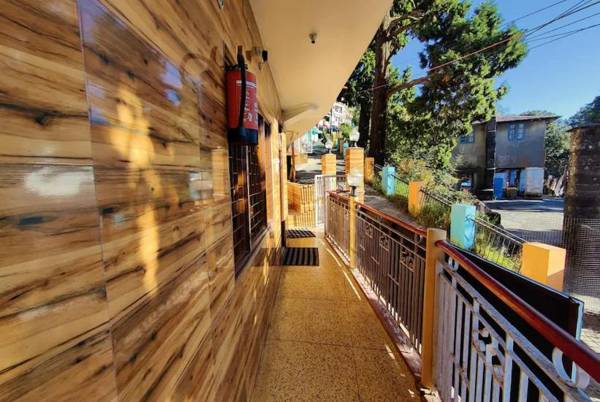 Hotel Surya Lake view