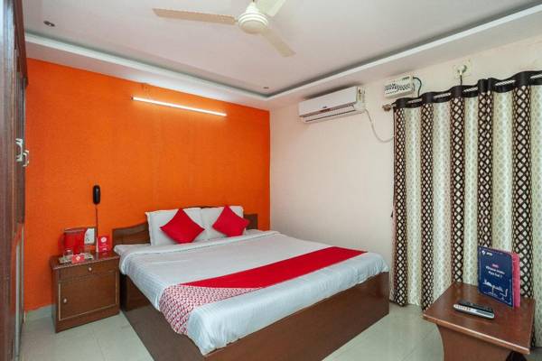 OYO Flagship 26862 Hotel Sri Shiva Shakti