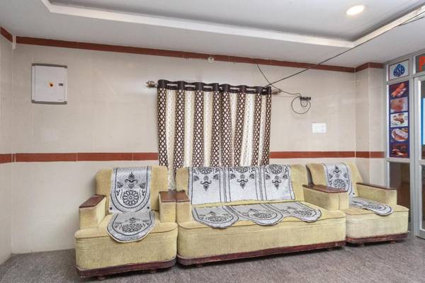 OYO Flagship 26862 Hotel Sri Shiva Shakti