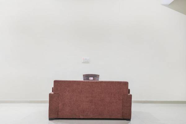 OYO 65475 Raj Hotel And Restaurant