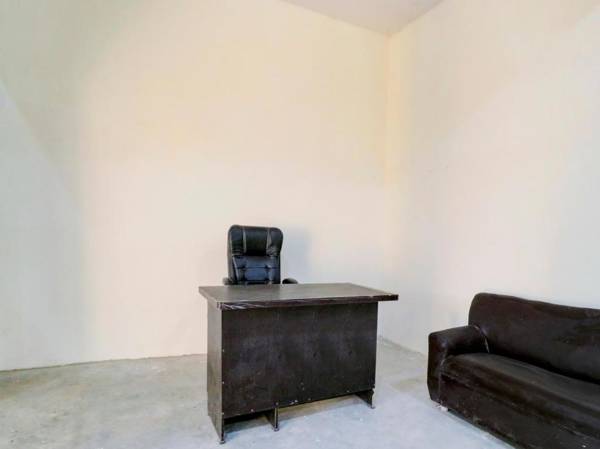 OYO 75324 Paradise Residency