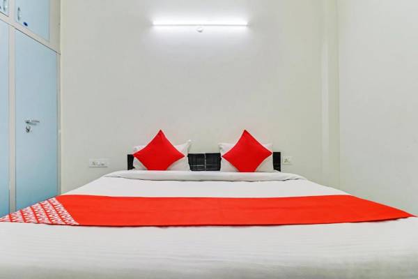 OYO Flagship 76142 Sweet Home