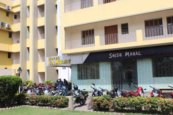 Hotel Samrat